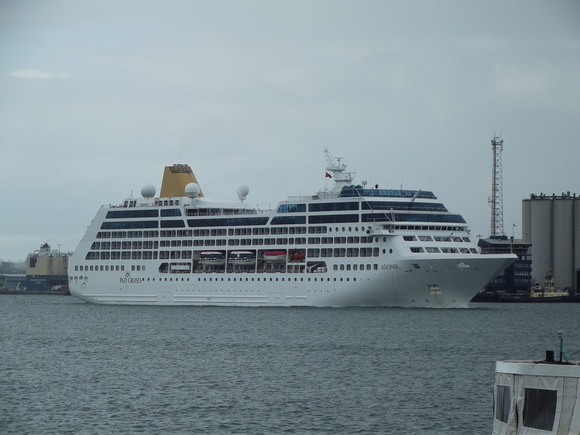 Die Azamara Pursuit