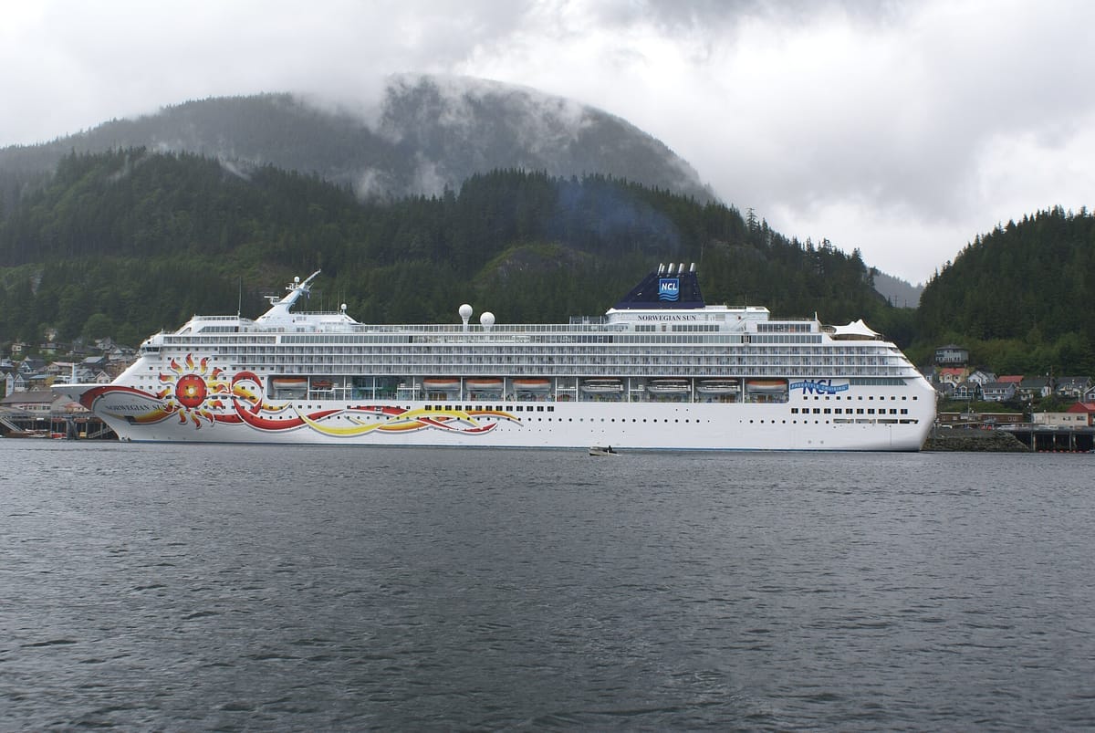 Die Norwegian Sun