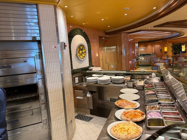 Weltmeister-Pizza auf See: Unser Besuch in Alfredos Pizzeria auf der Majestic Princess